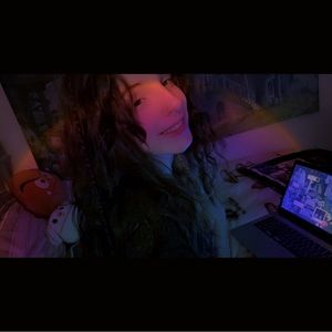 Meet your Posher, August